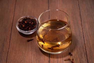 Pije se pola sata pre odlaska u krevet: Jedna čaša ovog pića pre spavanja čisti jetru i ublažava kašalj