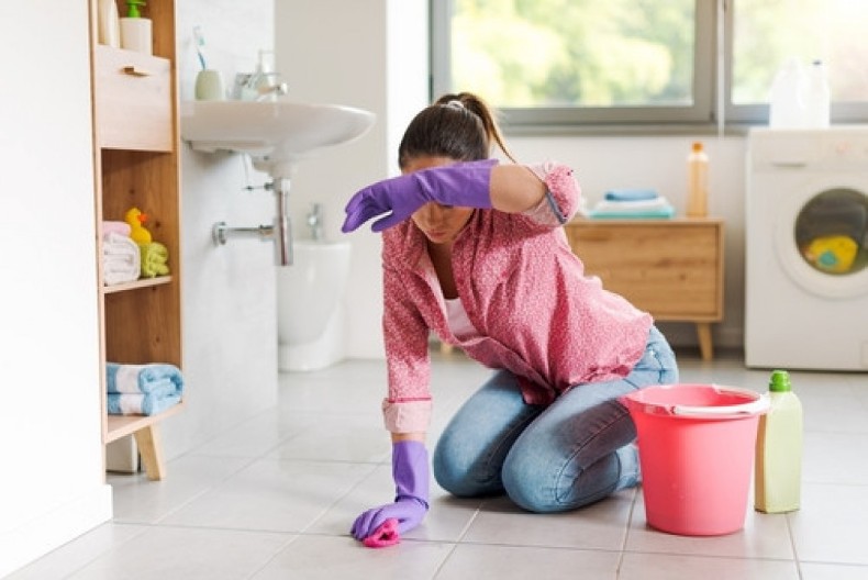 Nemojte udisati otrove: Ribanje kupatila sa ovim sredstvima je rizično po zdravlje