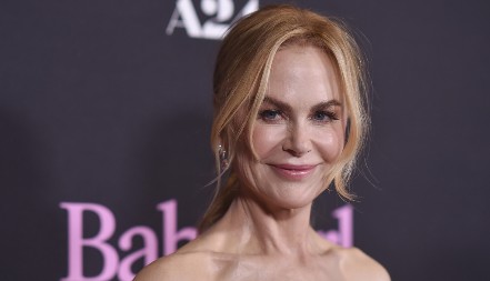 Obukla zavesu: Nikol Kidman prošetala u šokantnoj haljini, ne zna se šta je gore, boja ili detalji, ovo je strašno