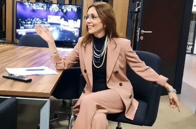 'Zašto baš meni?': Srpska voditeljka opipala kuglicu ispod vilice, iako je redovno išla na preglede usledila šok dijagnoza