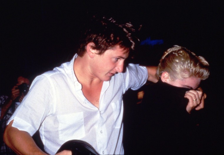 Mučio je i merio dubinu dekoltea, a ona ga varala: Buran brak poznatih ličnosti počeo kao bajka, postao noćna mora!