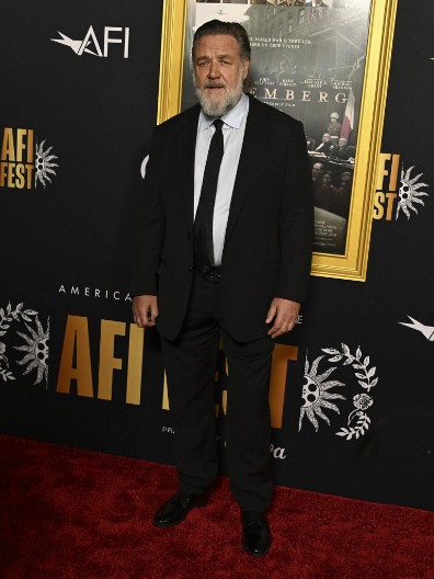 Rasel Krou smršao 25 kg bez dijete: Prestao je sa 1 navikom, salo je nestalo, kao i bol u zglobovima!