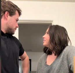 Mladi par posvađao hiljade ljudi: Svi raspravljaju zbog njihove posteljine, šta vi mislite koje je boje?