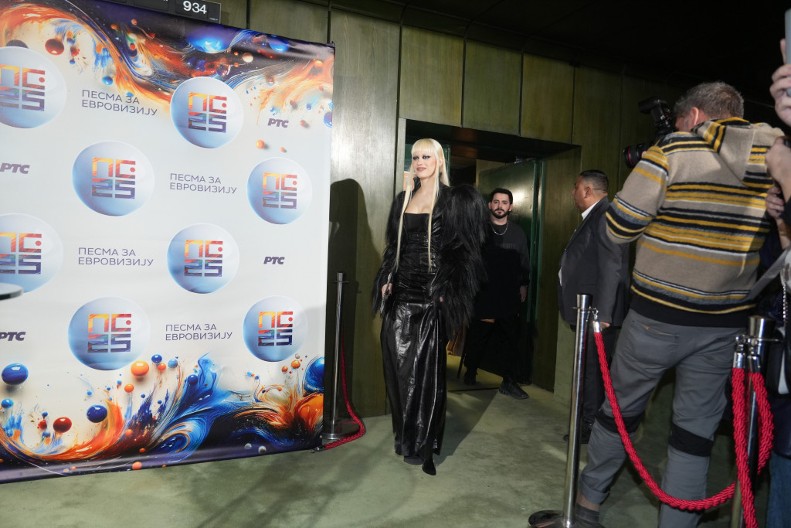 Favoriti ispali, neprijatna iznenađenja, slomljena noga... Bili smo na obe polufinalne večeri PZE25 i ovo su naši utisci pred finala, ko će pobediti?