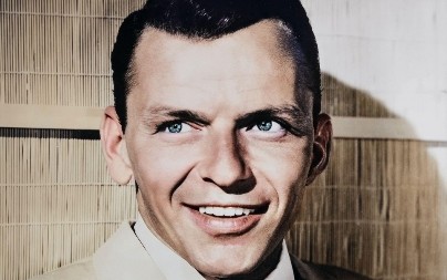 Ovaj dečko je bukvalno prelep: Holivudski frajer ima priliku da se nađe u ulozi Frenka Sinatre, žene odlepile kad su čule