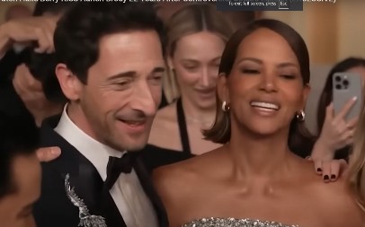 "Čekala sam 21 godinu da to uradim": Hale Beri strastveno poljubila Edrijena Brodija pred devojkom, svi je zapanjeno gledali!