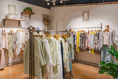 Letnje haljine koje Srpkinje obožavaju: Razgrabe se za dan, jer laskaju svakoj figuri, lagane su i savršene za sve prilike