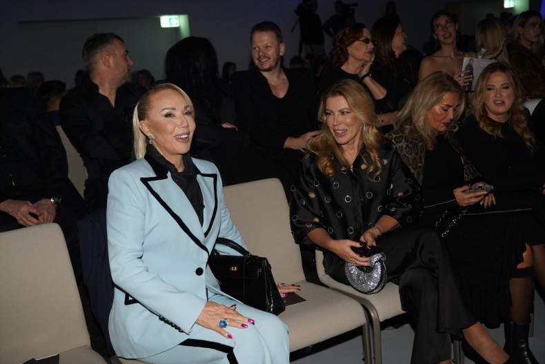 Brena nosi torbu koja košta kao stan u Beogradu: Da biste je kupili, morate da čekate godinama, a evo zašto je tako papreno skupa