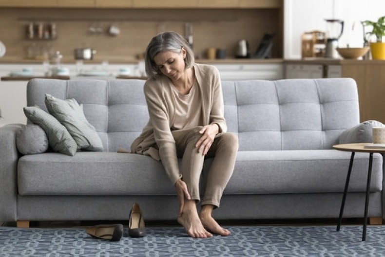 Kockate se sa svojim zdravljem: Lekari upozorili da je predugo nošenje neudobnih cipela opasno, evo kakve posledice se mogu javiti