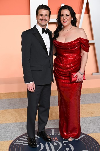 Ovako se brani žena koju voliš: Glumica pokazala "višak" na dodeli Oskara, isprozivali je najgore, a posle odgovora muža nastao je tajac!