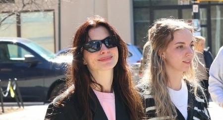 Najbolji komplet ikada: Bukvalno ne izlazi iz mode, preudoban, mekan i idealan kada ne znate šta da obučete