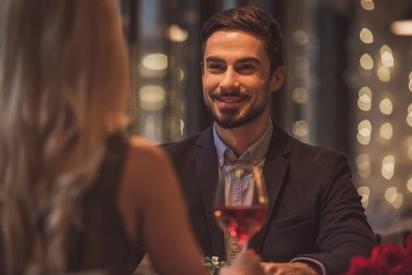 Zaljubićete se do ušiju, srešćete ljubav svog života: Samo jedan znak će imati sudbonosni susret do 31. marta, život će vam se promeniti za 180 stepeni