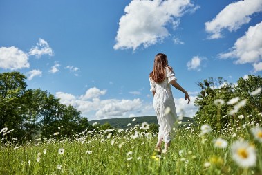 Ognjena Marija nikome ne prašta: Ko se ogreši– osetiće plamen! Evo zašto se ne sme kupati i šta znači kada devojka pokloni ogledalce mladiću