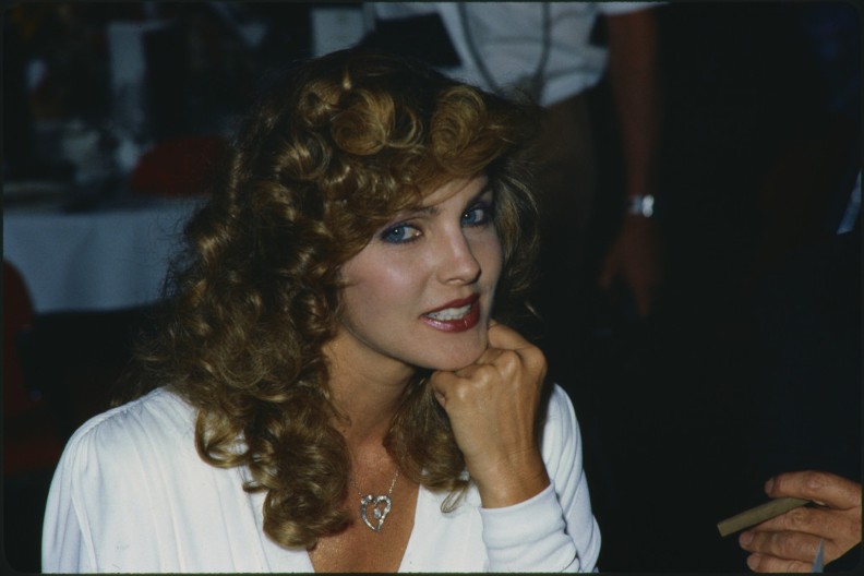 Hirurg iz pakla unakazio joj anđeosko lice: Danas ima 80 godina i proklinje dan kada je otišla pod nož - evo kako sad izgleda!