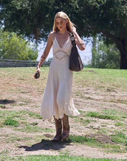 Haljina lepa kao san: Komotna, prozračna, nosi se sada po ovim vrućinama - imaćete utisak da nemate ništa na sebi