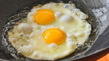 Samo su ovakva jaja najukusnija: Mnogi zaboravljaju na ovu namirnicu, a vrsne kuvarice je obavezno dodaju