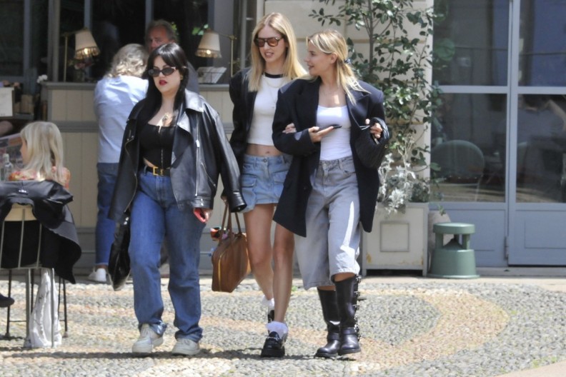 Daju bolju eleganciju od svake cipele sa visokom potpeticom: Ovo je obuća kojoj nijedne štikle nisu ni "do kolena", obeležiće leto 2025. godine