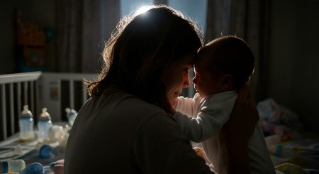 "Moja to nikad ne bi uradila": Zamolila majku da joj čuva bebu dok radi, odgovor je šokirao, šta mislite, ko je u pravu?