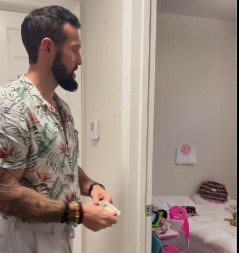 Neviđena vaspitna metoda: Otac tera ćerku od 6 godina da plaća kiriju za svoju sobu, ljudi zgroženi