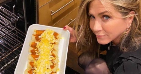 Tajna mladolikog izgleda Dženifer Aniston: Ova žitarica prepuna kolagena podmlađuje, jača kosti i čuva creva – jedite je što češće