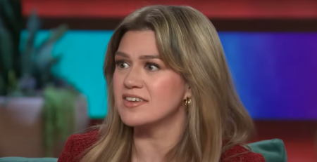 Žestok blam voditeljke: Keli Klarkson propala u zemlju u svojoj emisiji, nije znala osnovnu stvar, a tiče se Megan Markl