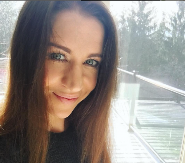 Da li znate čija je ovo majka? Njen sin je najveća senzacija na svetu, a ona je preživela nešto što nijedna tinejdžerka ne bi smela