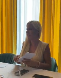 Marijana je stigla na svadbu bivšeg muža s poklonom: Kada su ga mladenci otvorili, svi gosti su zanemeli od šoka!