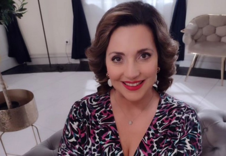 Bez trunke šminke i u kupaćem: Evo kako izgleda Milica Milša (57) u najopuštenijem izdanju, brčka se u bazenu