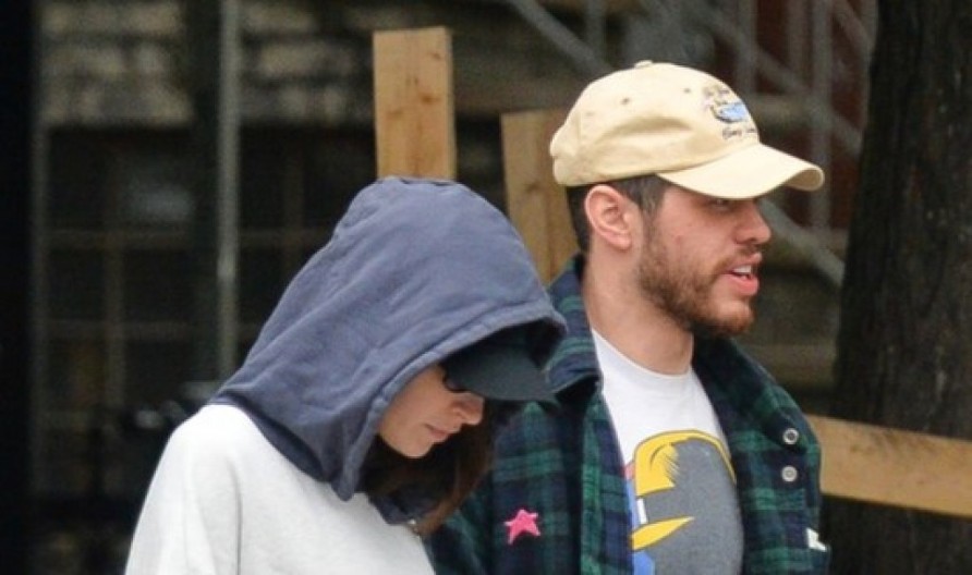 Gurale mu noseve u međunožje: Komičar bukvalno nije mogao da se odbrani od žena, ali on je hteo samo jedno