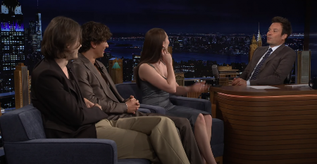 Lola zamalo da se onesvesti: Glumica nije verovala da će ovo videti na koncertu, u pitanju je pevačica milijarderka