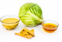 Pomaže kod pluća: Obloge od kupusa i meda efikasno rešavaju suvi kašalj, astmu i bronhitis