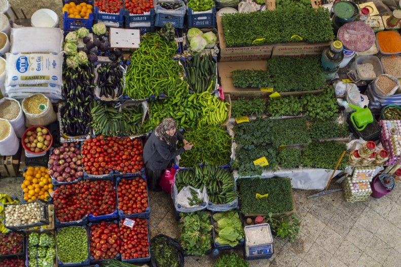 U Americi ga plaćaju kao suvo zlato, a uspeva u Srbiji: Ovo povrće za koje su naše bake govorile da se u "krv stvara" je riznica vitamina i minerala