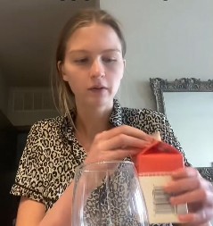 Od šarma do pakla: Majka troje dece otkrila, "Muž mi je stavio kanap oko vrata – jedva sam ostala živa"