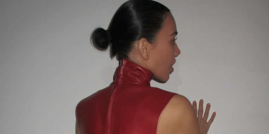 Nikad vrelija: Rijaliti zvezda se utegla u kožni komplet, pa pokazala bujni dekolte, muškarcima ispale oči kad su videli