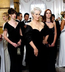 Kako uspeva da u 76. izgleda tako dobro i otmeno? Modna pravila Meril Strip koja skidaju bar 20 godina