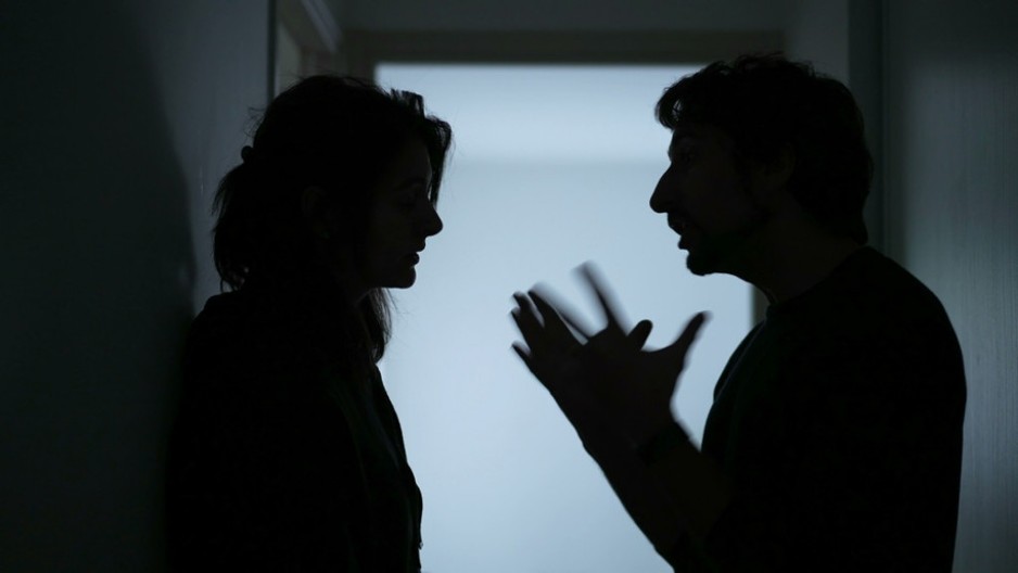 Kad nemaš gde da pobegneš: Život žene koju su roditelji vratili nasilniku i rekli ‘trpi dok dišeš’, ćerka rešila prekinuti pakleni krug