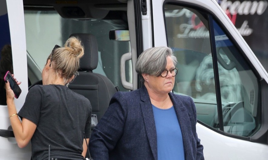 Pršte varnice: Komičarki prekipelo kada je videla ovaj trenutak na ekranu, prozvala kolegu imenom i prezimenom