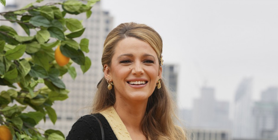 Ne spremajte mantile, mogu još da se nose: Crni kožni model je pravi izbor za proleće, u njemu ćete definitivno biti primećeni