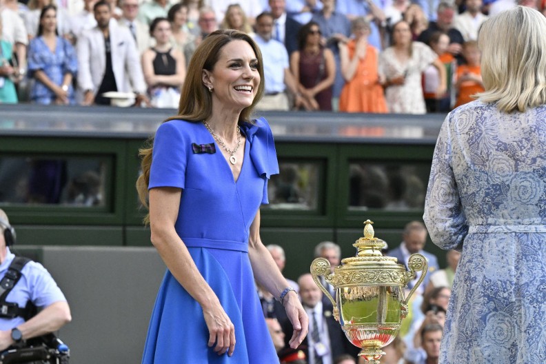 Šok u kraljevskoj porodici: Kejt Midlton postala plavuša, izgledala kao potpuno DRUGA žena, slike obišle ceo svet