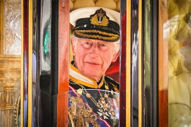 Kralj Čarls putuje u Vatikan? Evo hoće li monarh prisustvovati sahrani pape Franje, ovim rečima je objasnio sve