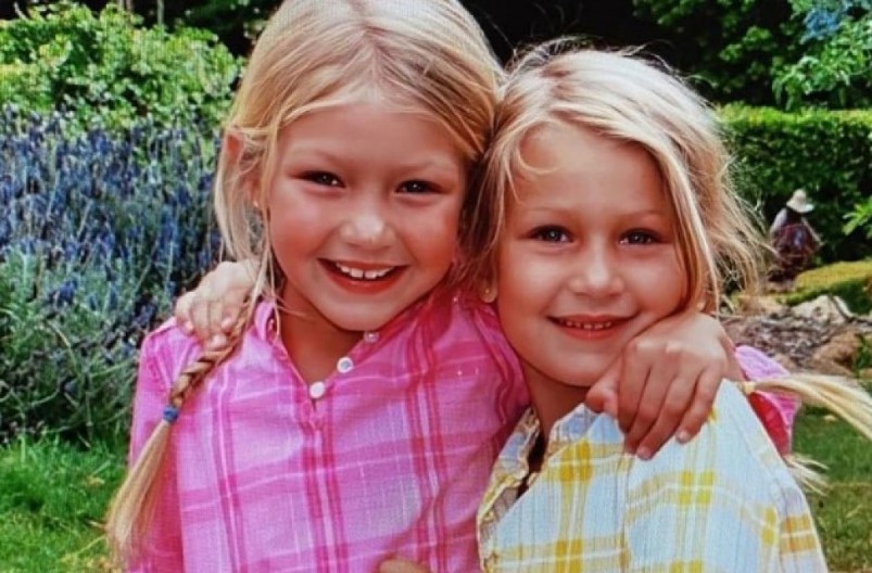 Znate li ko su ove devojčice? Danas imaju svetsku slavu, a jedna sestra izgleda neprepoznatljivo