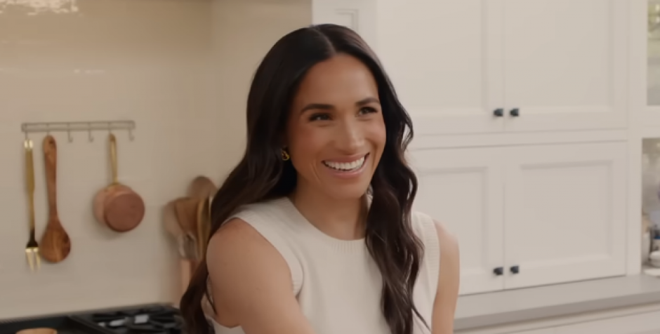 Ovaj model pantalona se razgrabi u rekordnom roku: Ležeran, elegantan, sa dozom kul stila, trendu nije odolela ni Megan Markl