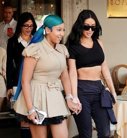 Zašto ceo svet priča o nogama ćerke Kim Kardašijan? Nort Vest ima samo 12 godina i već je razapinju na stubu srama!