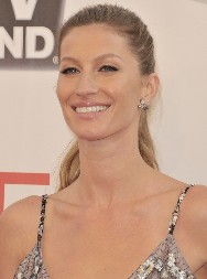 "Osuli paljbu" po trudnoj manekenki, nema šta joj nisu sve napisali: Žizel Bundšen na stubu srama zbog jedne stvari, dvostruki aršini na sve strane