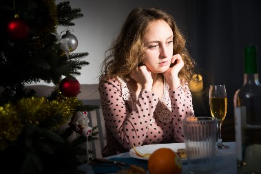 Žene na udaru problema koji se uvek javlja za Novu godinu: Evo šta treba da uradite 31. decembra, spasiće vas osećaja iz noćnih mora