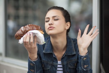 Od ovakvog doručka šećer u krvi skače kao lud: Osim što pravi haos vašim crevima, goji i izaziva upale u telu