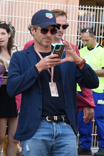 Slavni glumac je muž iz pakla: Jedva punoletan je oženio 26 godina stariju, a onda se divljački iživljavao nad suprugom