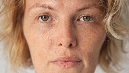 Skupa kozmetika nije rešenje, ovo je još bolja stvar: Evo kako da od 3 sastojka kod kuće napravite kremu koja usporava starenje