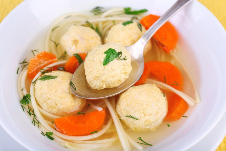 Niti gnjecave, niti se raspadaju, baš kako treba: Evo koliko treba da se kuvaju knedle za supu?