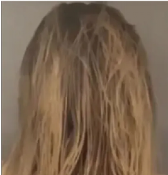 Kosa joj je bila "spaljena" od silnog blajhanja, a sada buja kao iz vode: Devojka se kune u ovaj sastojak koji je rešio sve njene probleme